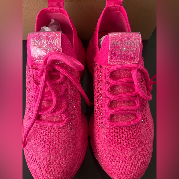 Steve Madden Girl’s Hot Pink Jserena Rhinestone Sz 3 Sneakers - Picture 3 of 8